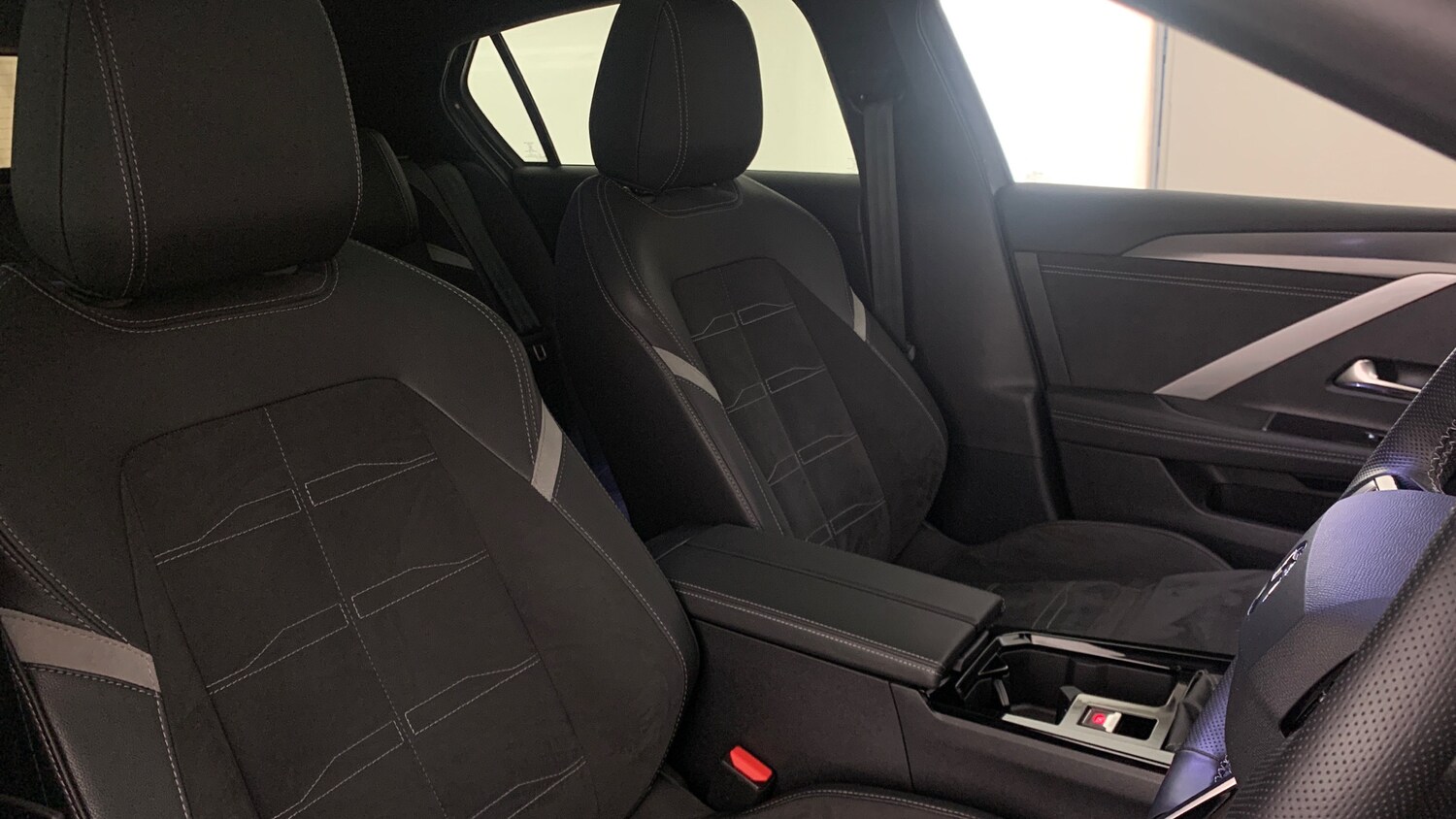 Used Vauxhall Astra 2024 for sale - 77092072: Photo 44