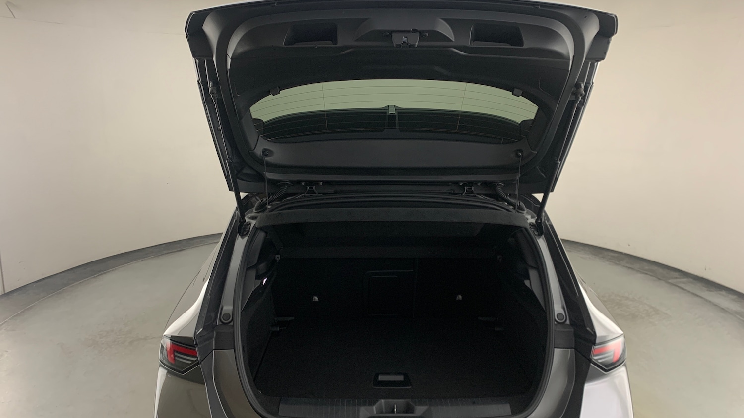 Used Vauxhall Astra 2024 for sale - 77092072: Photo 5