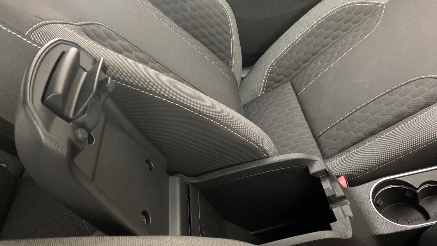 Used Ford Fiesta 2016 for sale - 78158080: Photo 51