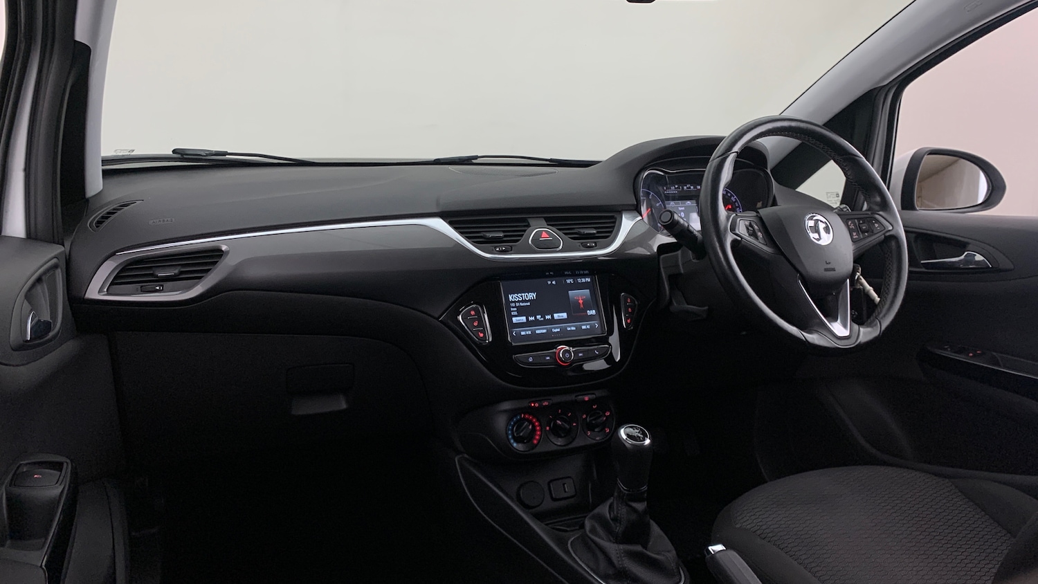 Used Vauxhall Corsa 2017 for sale - 78206008: Photo 2