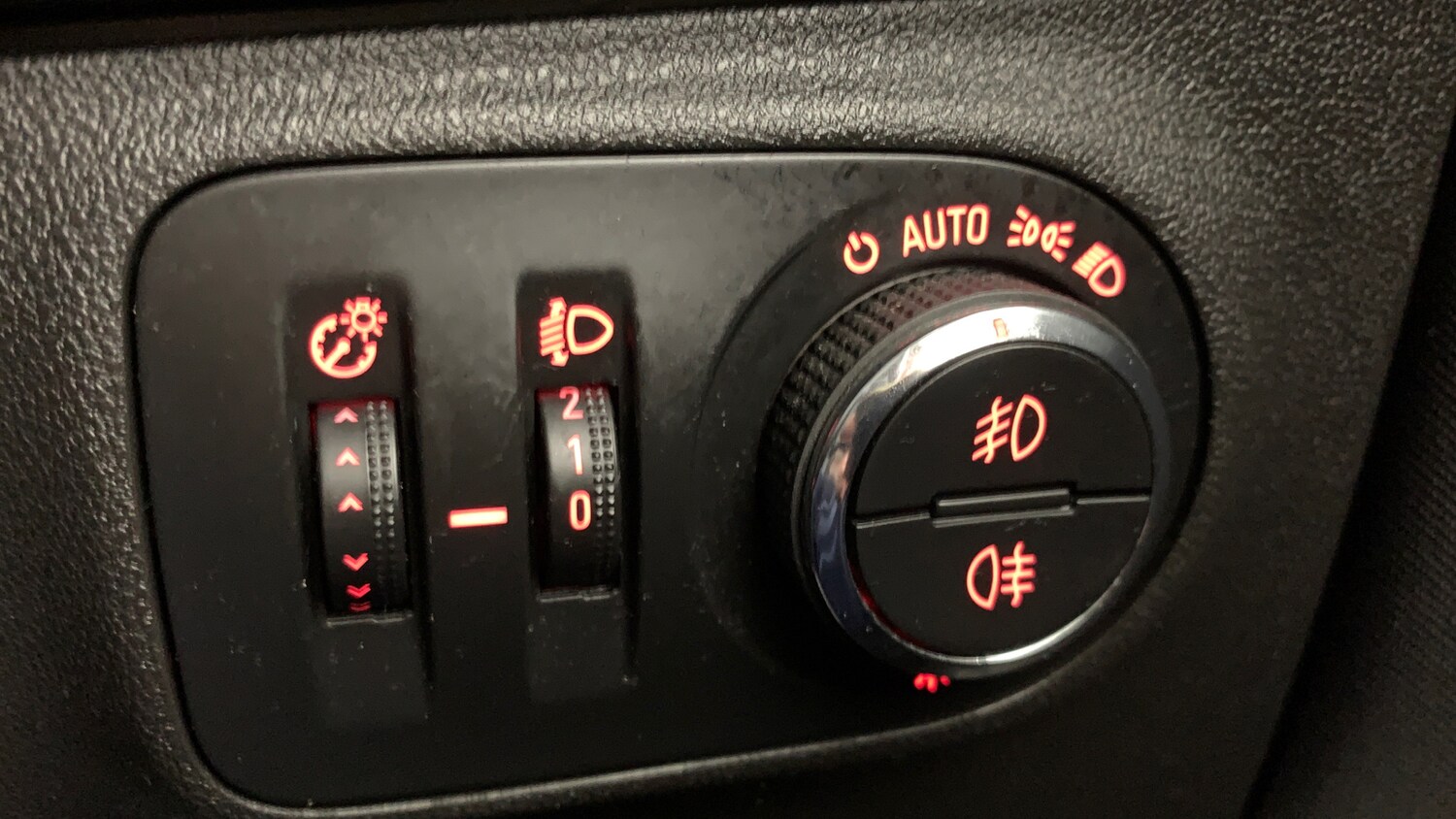 Used Vauxhall Corsa 2017 for sale - 78206008: Photo 22