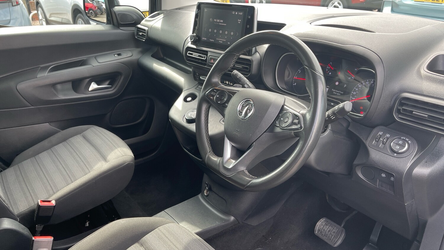 Used Vauxhall Combo Life 2022 for sale - 75929309: Photo 11