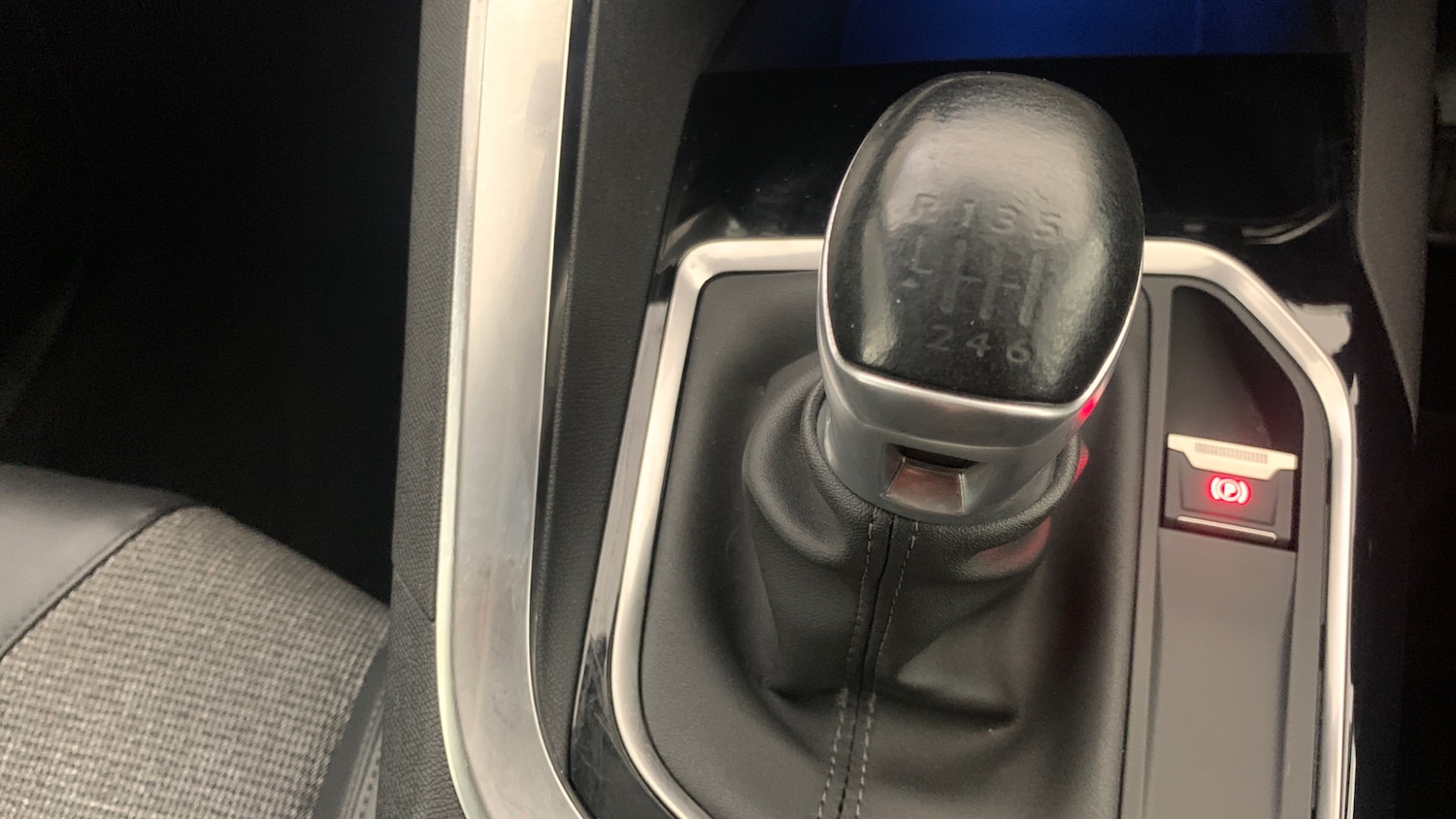 Used Peugeot 3008 2019 for sale - 76447008: Photo 30