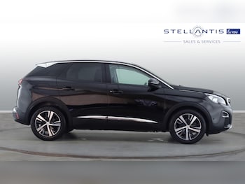 Used Peugeot 3008 2019 for sale - 76447008: Photo