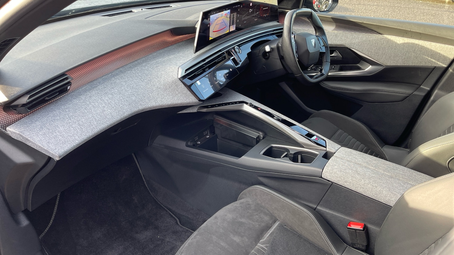 Used Peugeot 3008 2024 for sale - 76966100: Photo 12