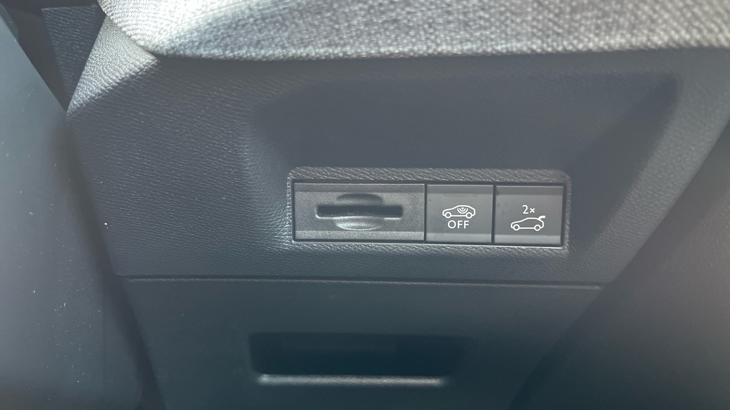 Used Peugeot 3008 2024 for sale - 76966100: Photo 34