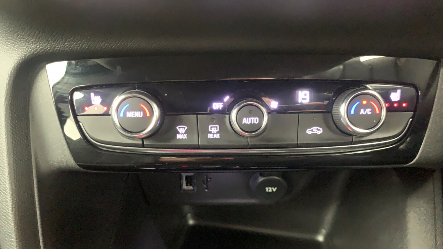 Used Vauxhall Corsa 2023 for sale - 75916377: Photo 36