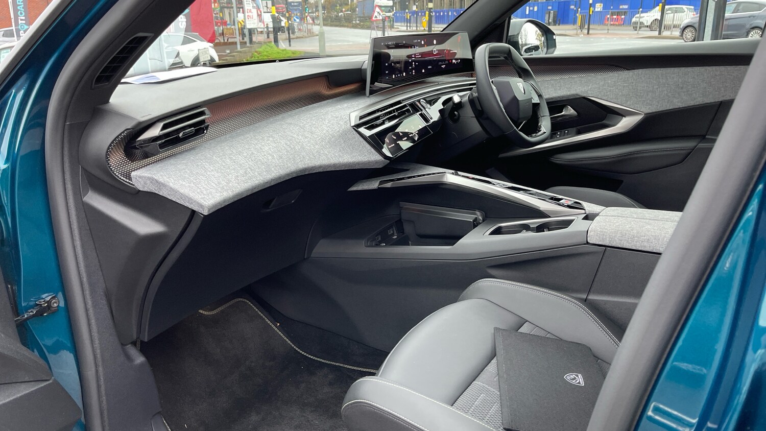 Used Peugeot 5008 2025 for sale - 76400050: Photo 12