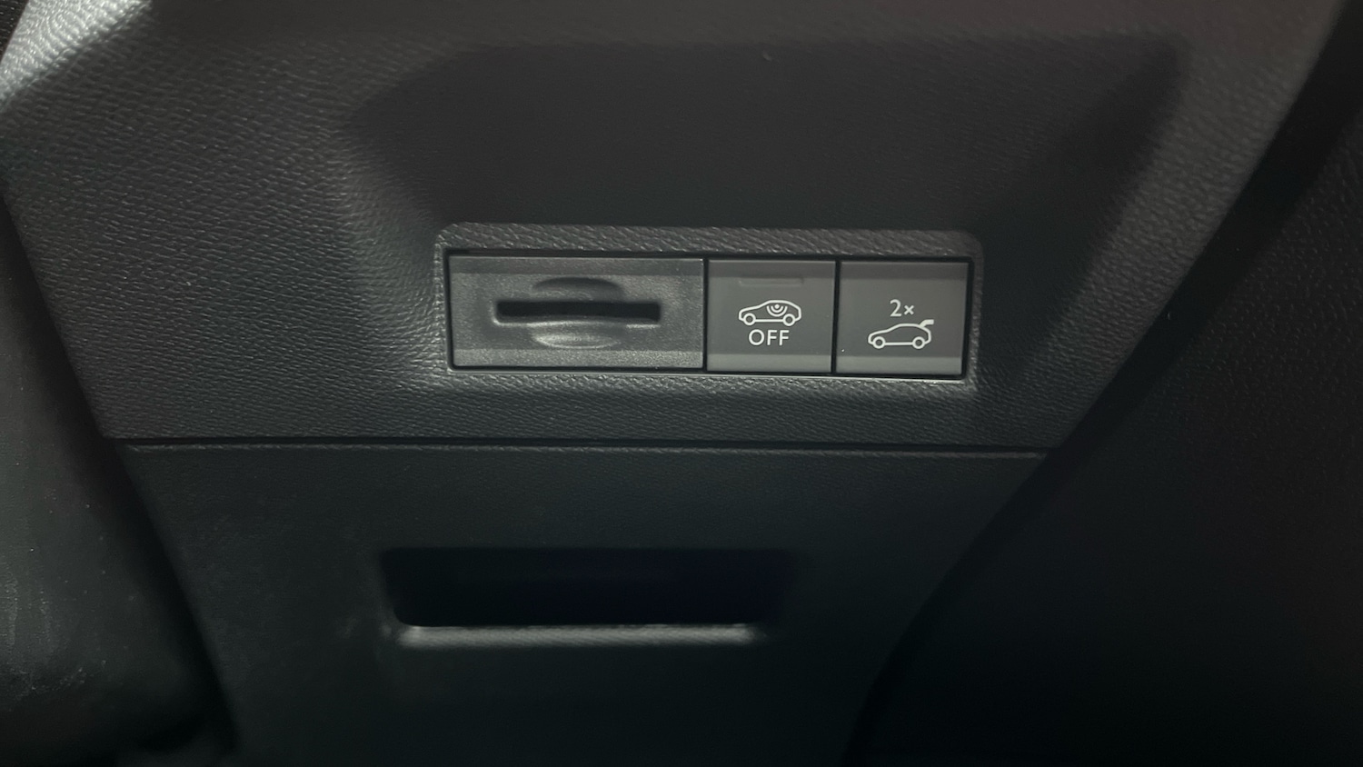 Used Peugeot 5008 2025 for sale - 76400050: Photo 32