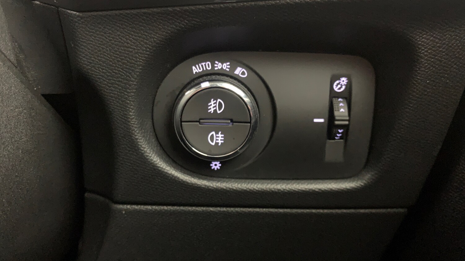 Used Vauxhall Mokka 2023 for sale - 75950524: Photo 20