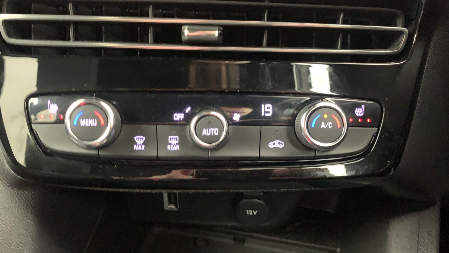 Used Vauxhall Mokka 2023 for sale - 75950524: Photo 33