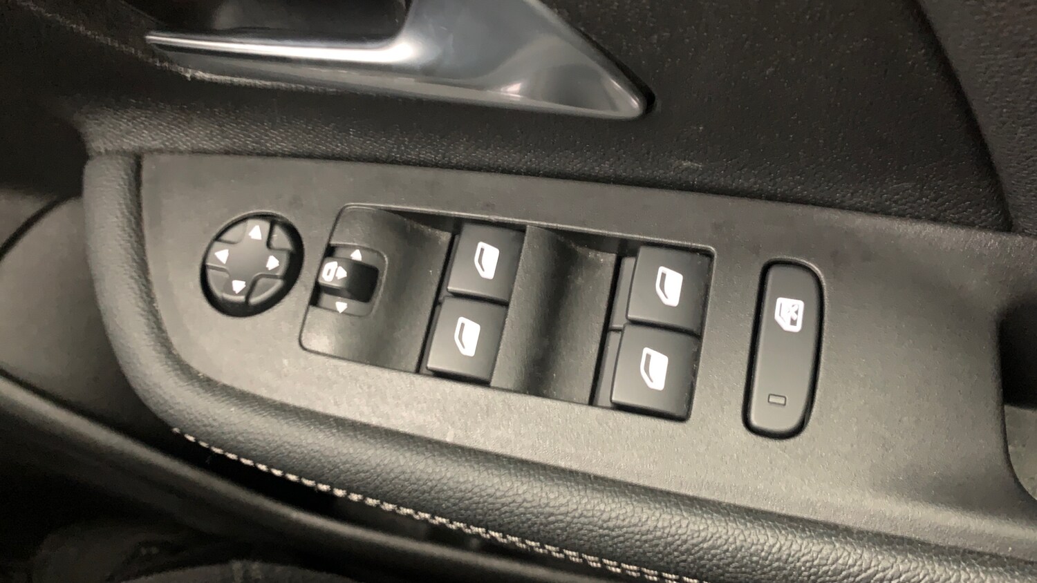 Used Vauxhall Mokka 2023 for sale - 75950524: Photo 37