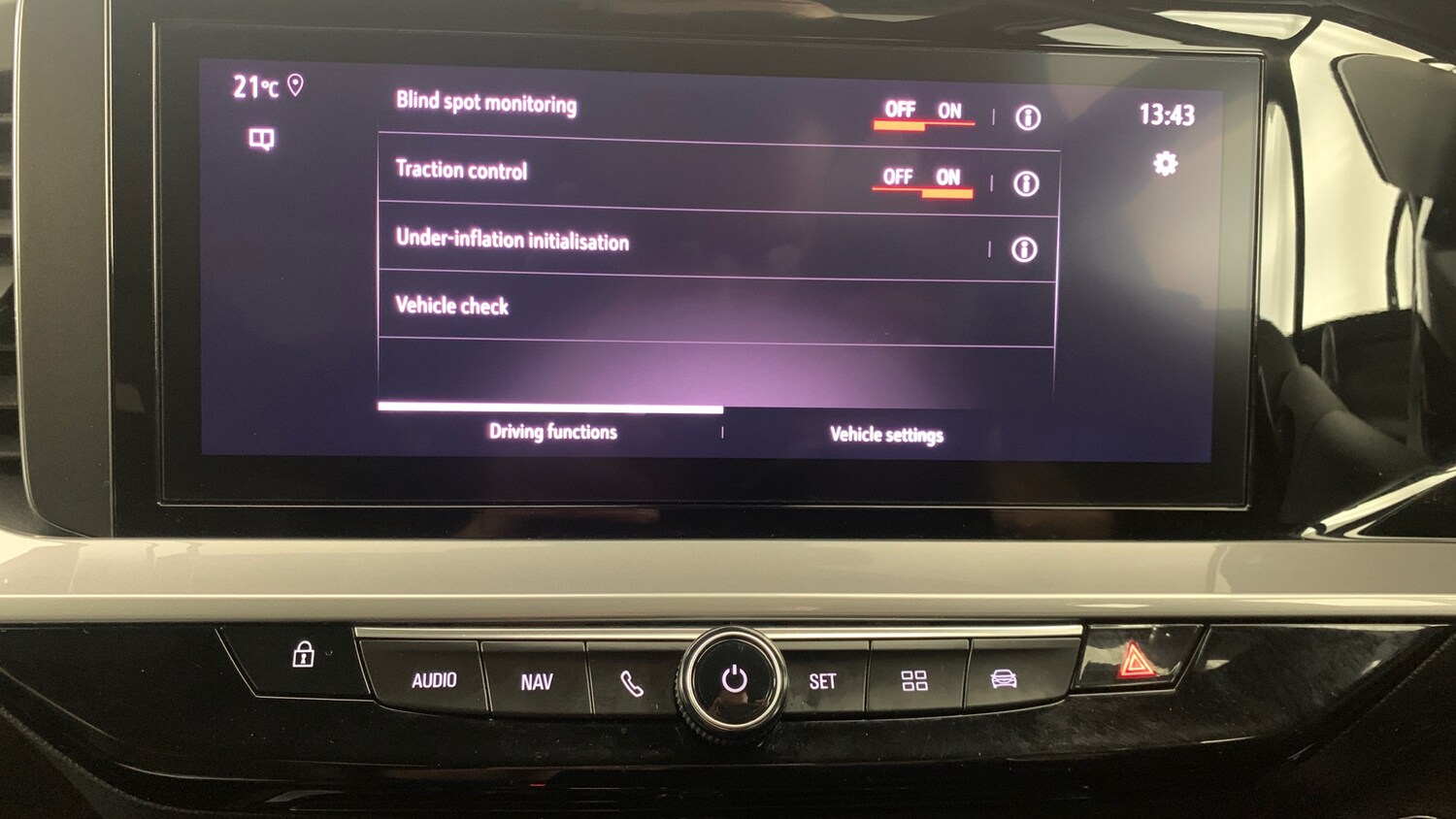 Used Vauxhall Mokka 2023 for sale - 75950524: Photo 40