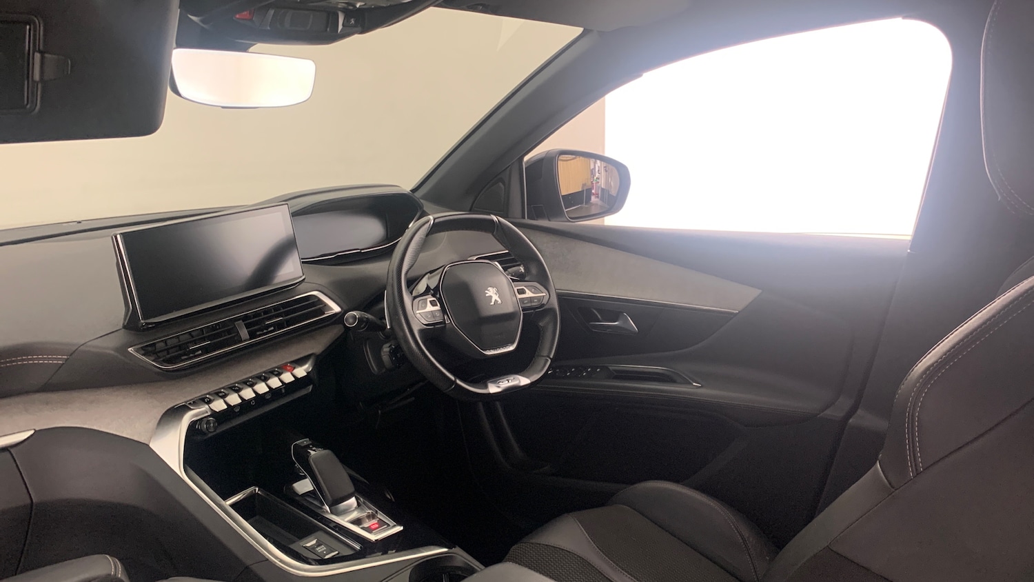 Used Peugeot 3008 2021 for sale - 77539152: Photo 2