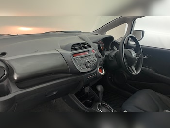 Used Honda Jazz 2015 for sale - 75579314: Photo