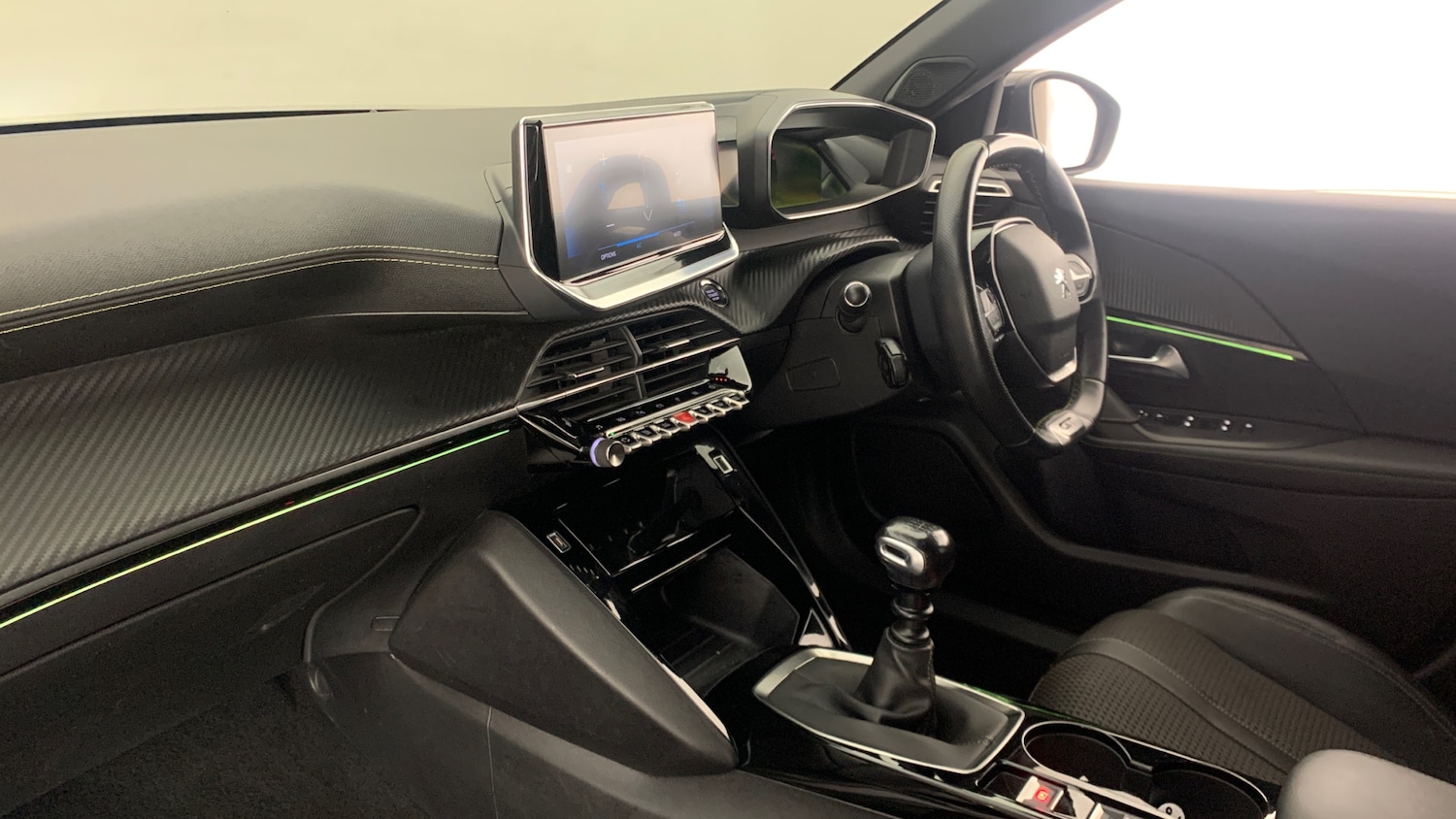 Used Peugeot 2008 2020 for sale - 76154018: Photo 2