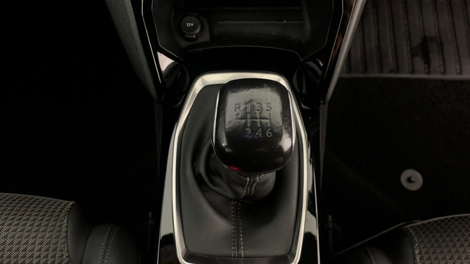 Used Peugeot 2008 2020 for sale - 76154018: Photo 32