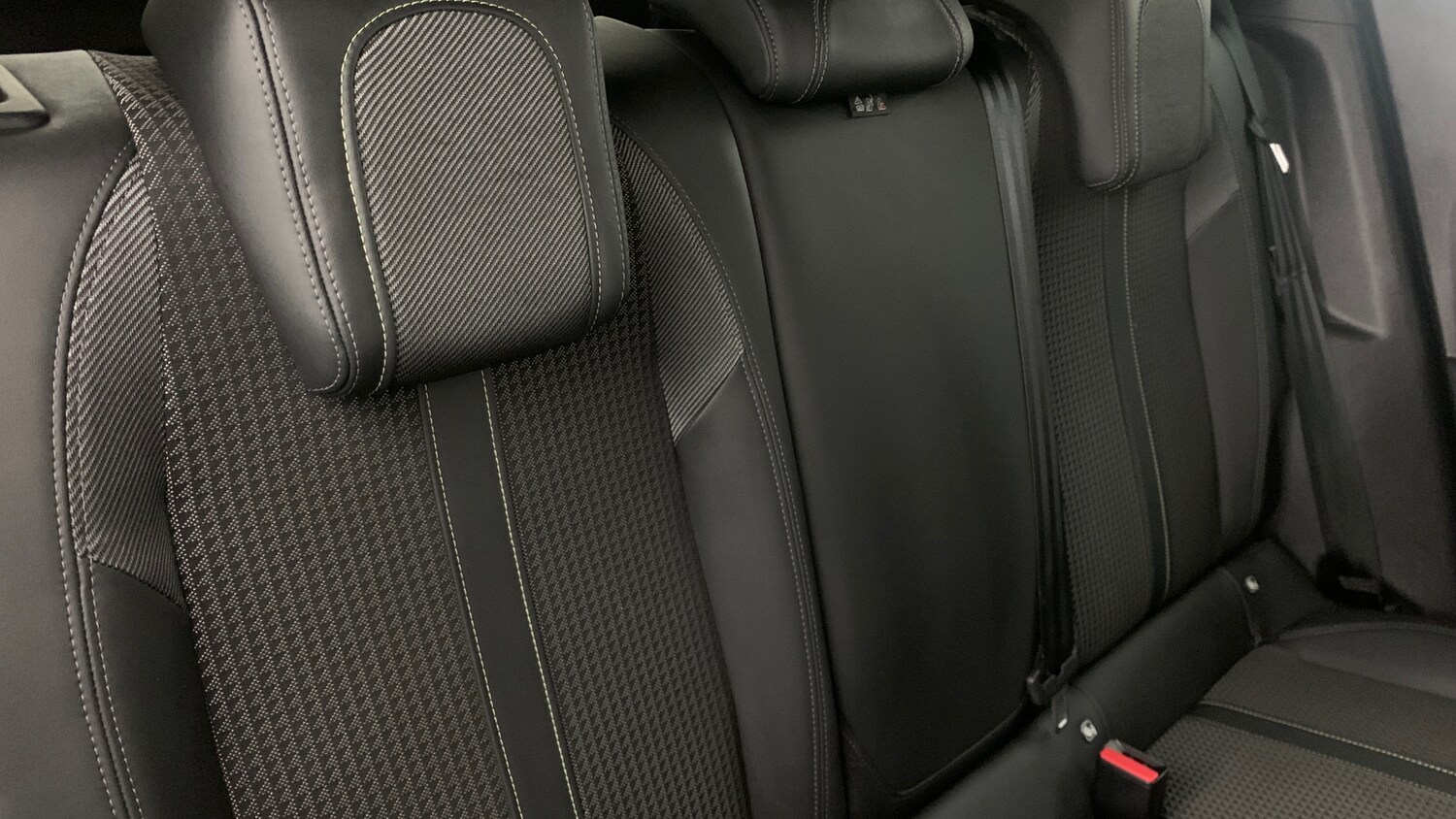 Used Peugeot 2008 2020 for sale - 76154018: Photo 7