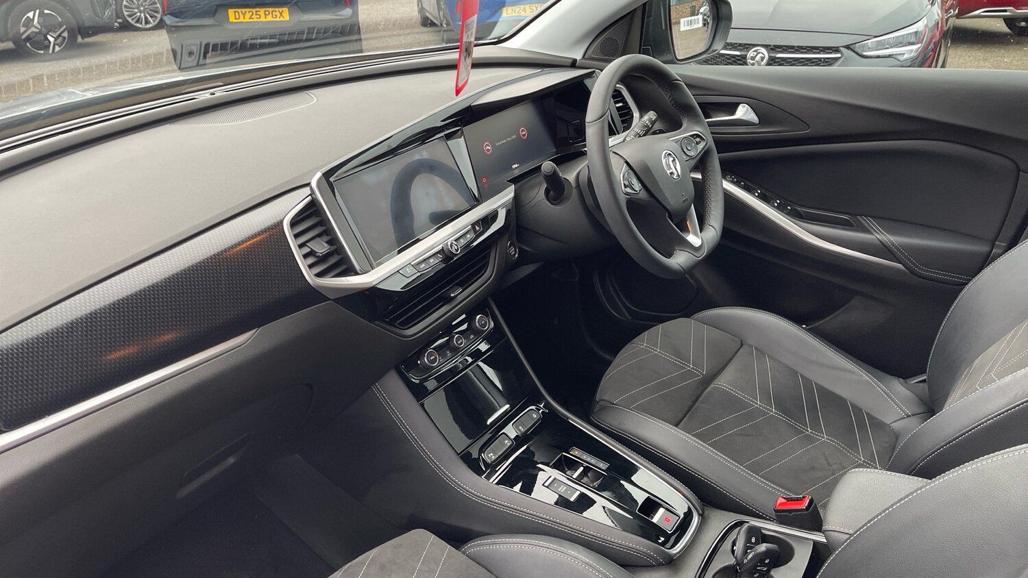 Used Vauxhall Grandland 2024 for sale - 77659617: Photo 12