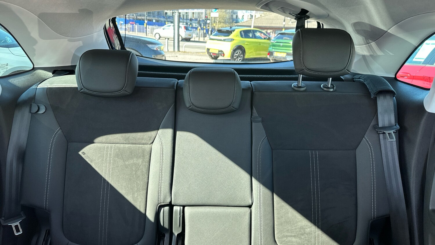 Used Vauxhall Crossland 2023 for sale - 77941343: Photo 25