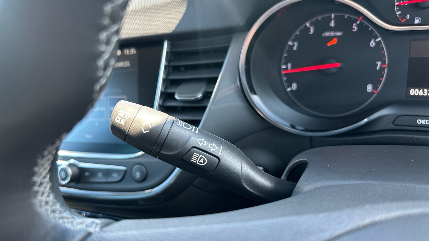 Used Vauxhall Crossland 2023 for sale - 77941343: Photo 27