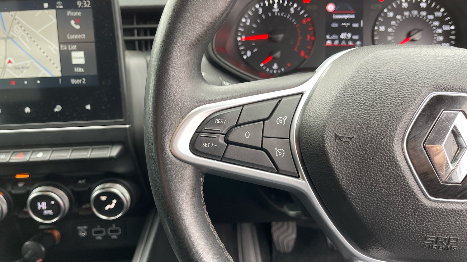 Used Renault Clio 2021 for sale - 77332458: Photo 24