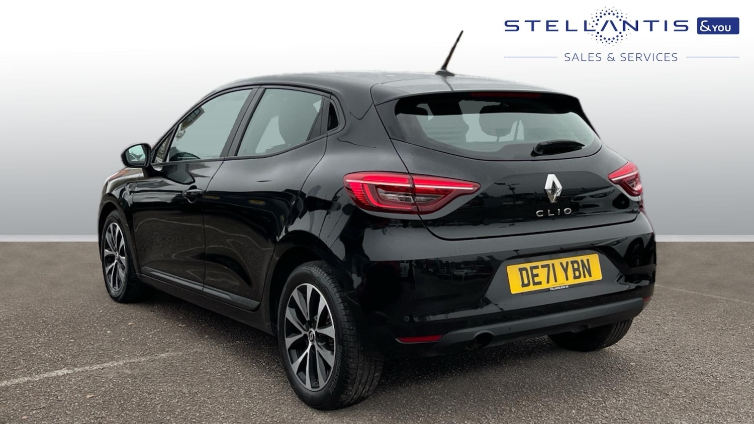 Used Renault Clio 2021 for sale - 77332458: Photo 4