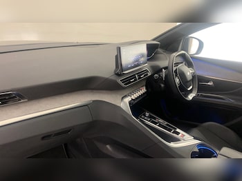 Used Peugeot 3008 2023 for sale - 75340672: Photo