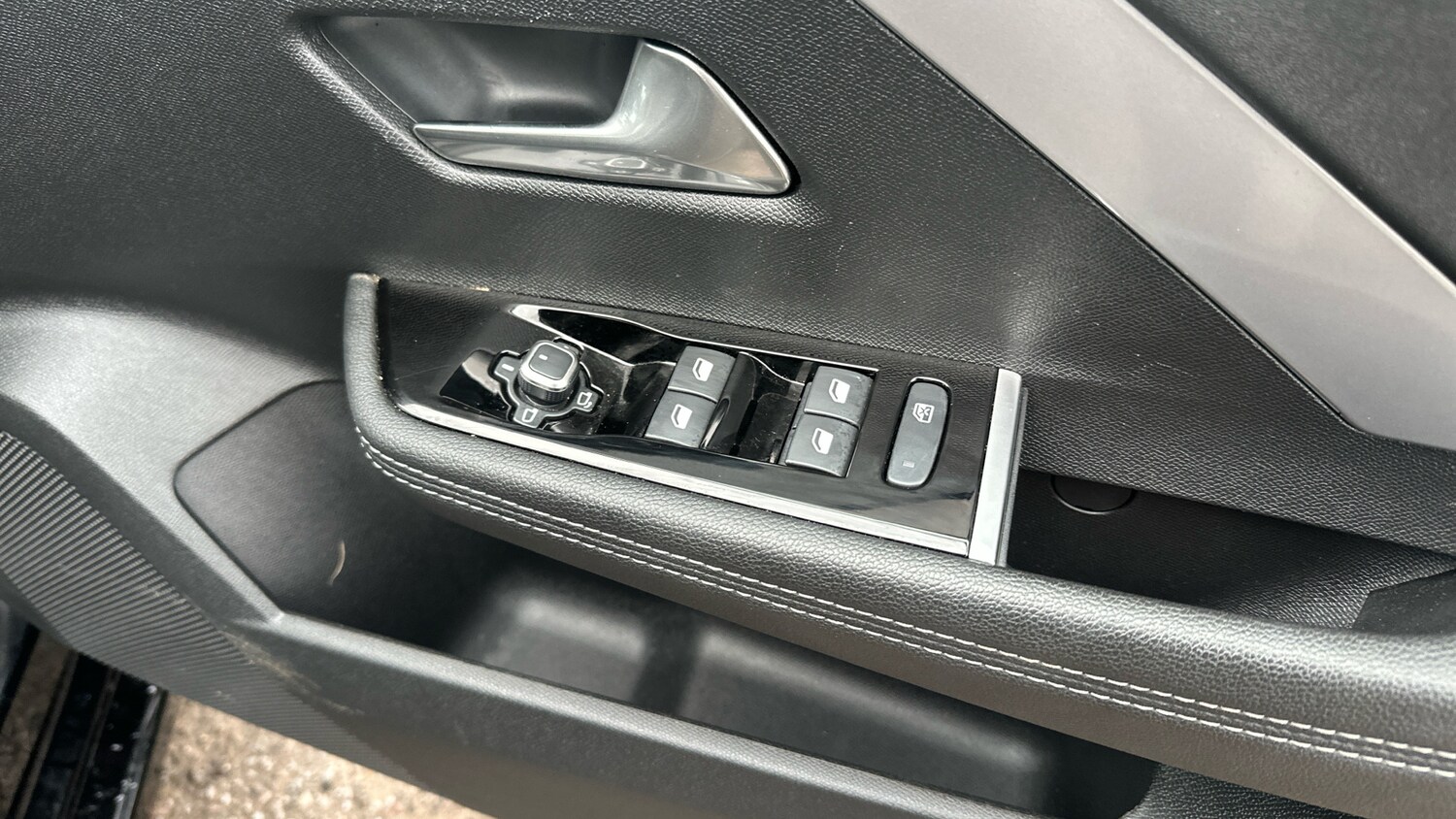 Used Vauxhall Astra 2024 for sale - 77672536: Photo 22