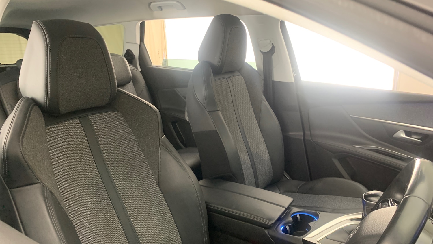 Used Peugeot 5008 2019 for sale - 77893548: Photo 44