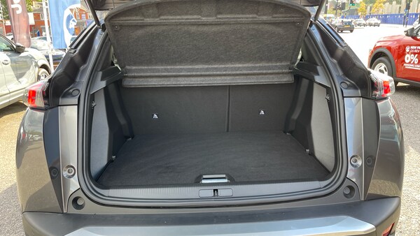 Used Peugeot 2008 2022 for sale - 76073667: Photo 19