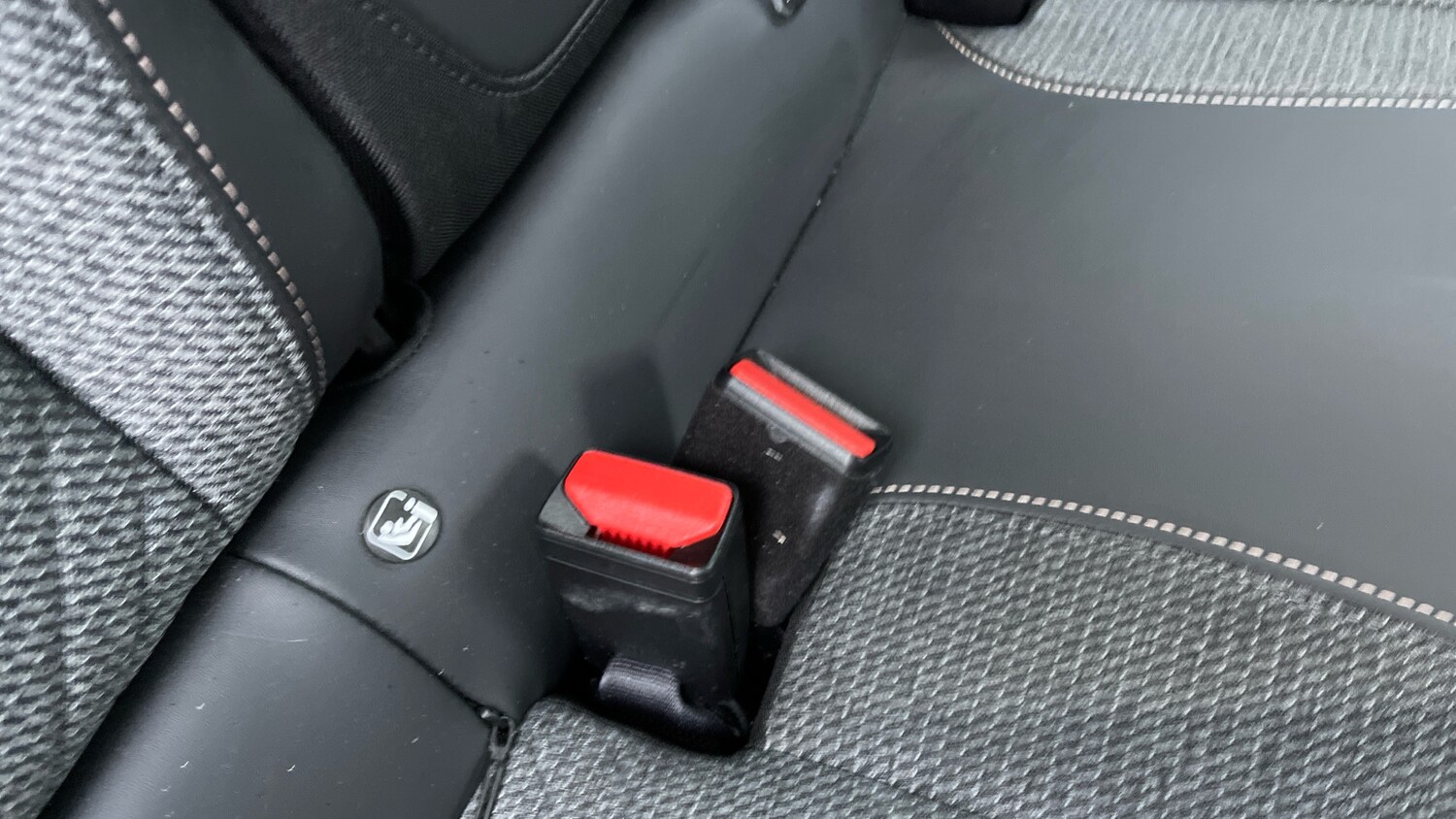 Used Peugeot 2008 2024 for sale - 76400031: Photo 33