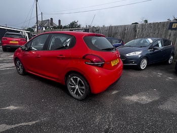 Used Peugeot 208 2016 for sale - 79882507: Photo