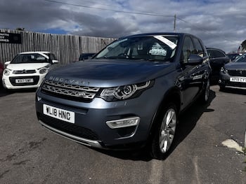 Used Land Rover Discovery Sport 2018 for sale - 79882502: Photo
