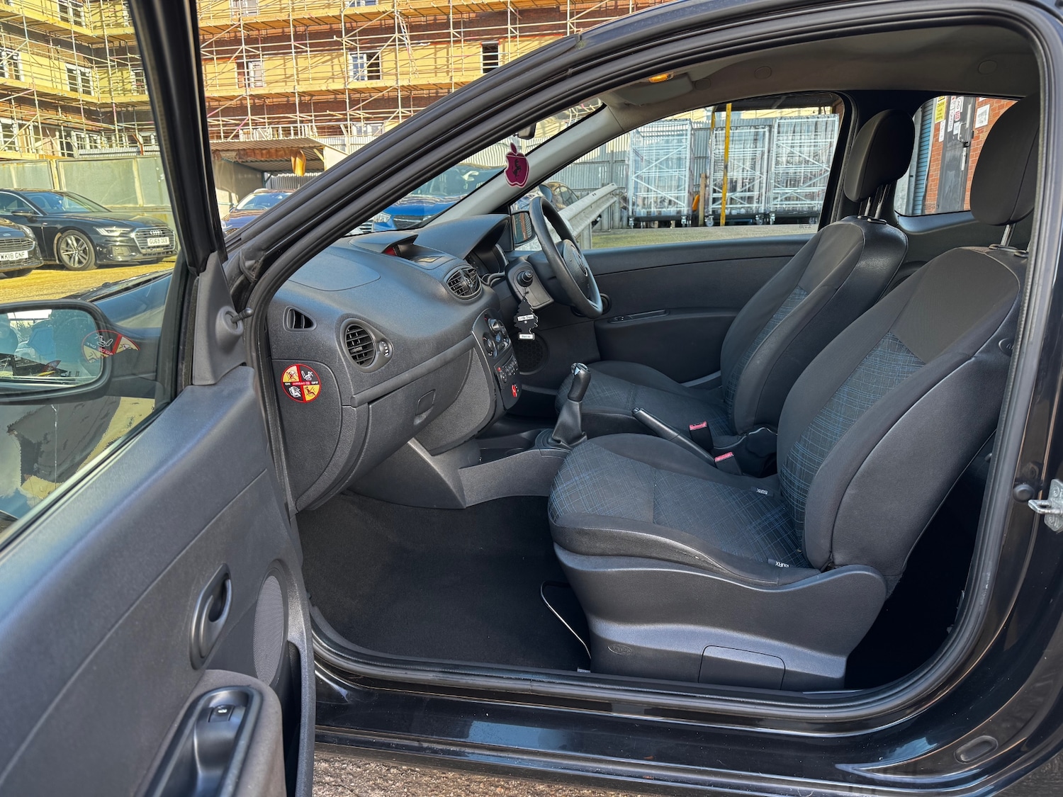 Used Renault Clio 2008 for sale - 78070213: Photo 11