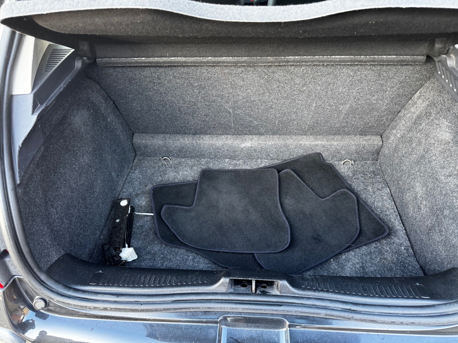 Used Renault Clio 2008 for sale - 78070213: Photo 15