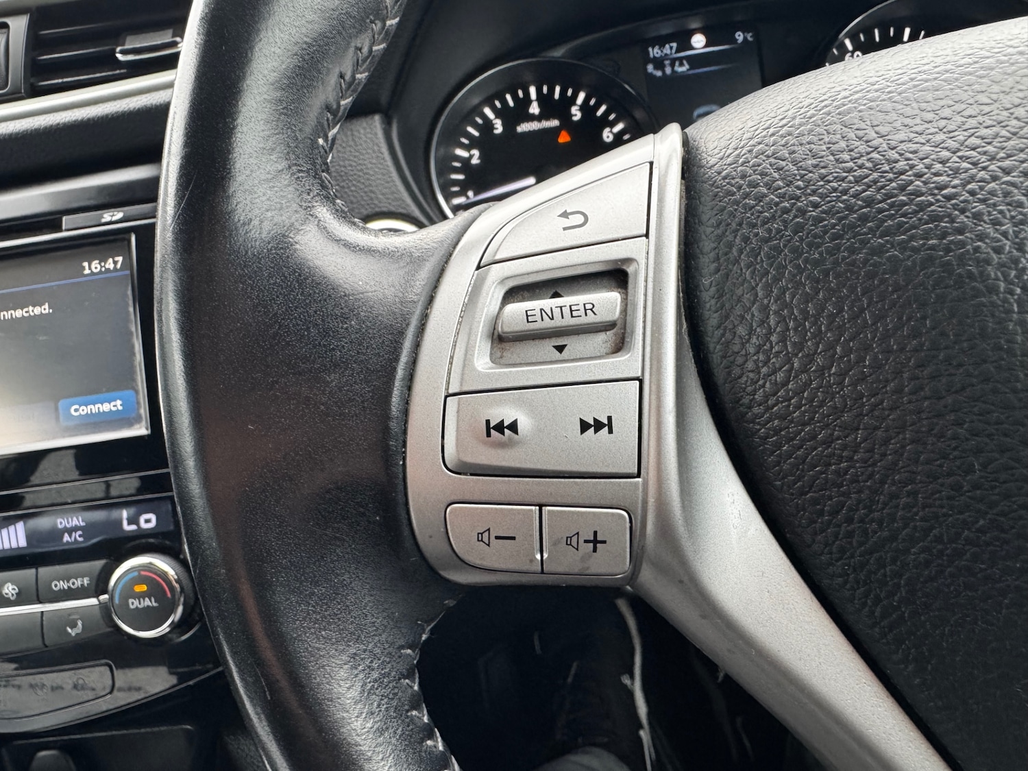 Used Nissan Qashqai 2015 for sale - 77106759: Photo 19