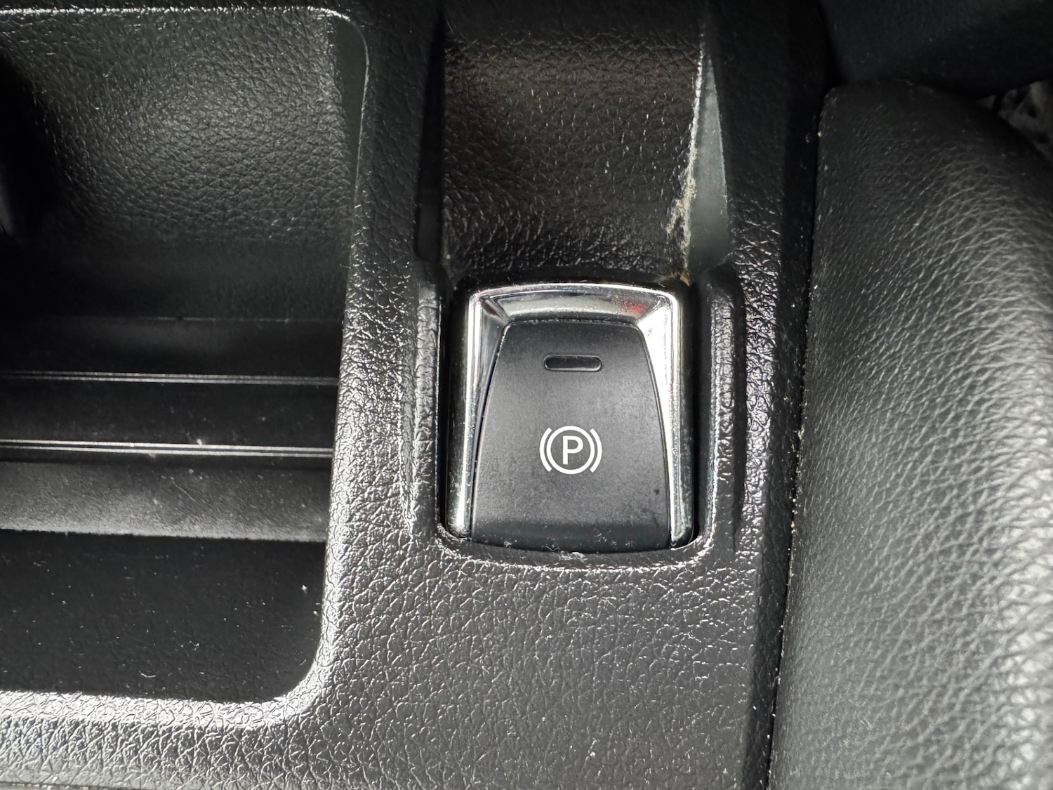 Used Nissan Qashqai 2015 for sale - 77106759: Photo 23