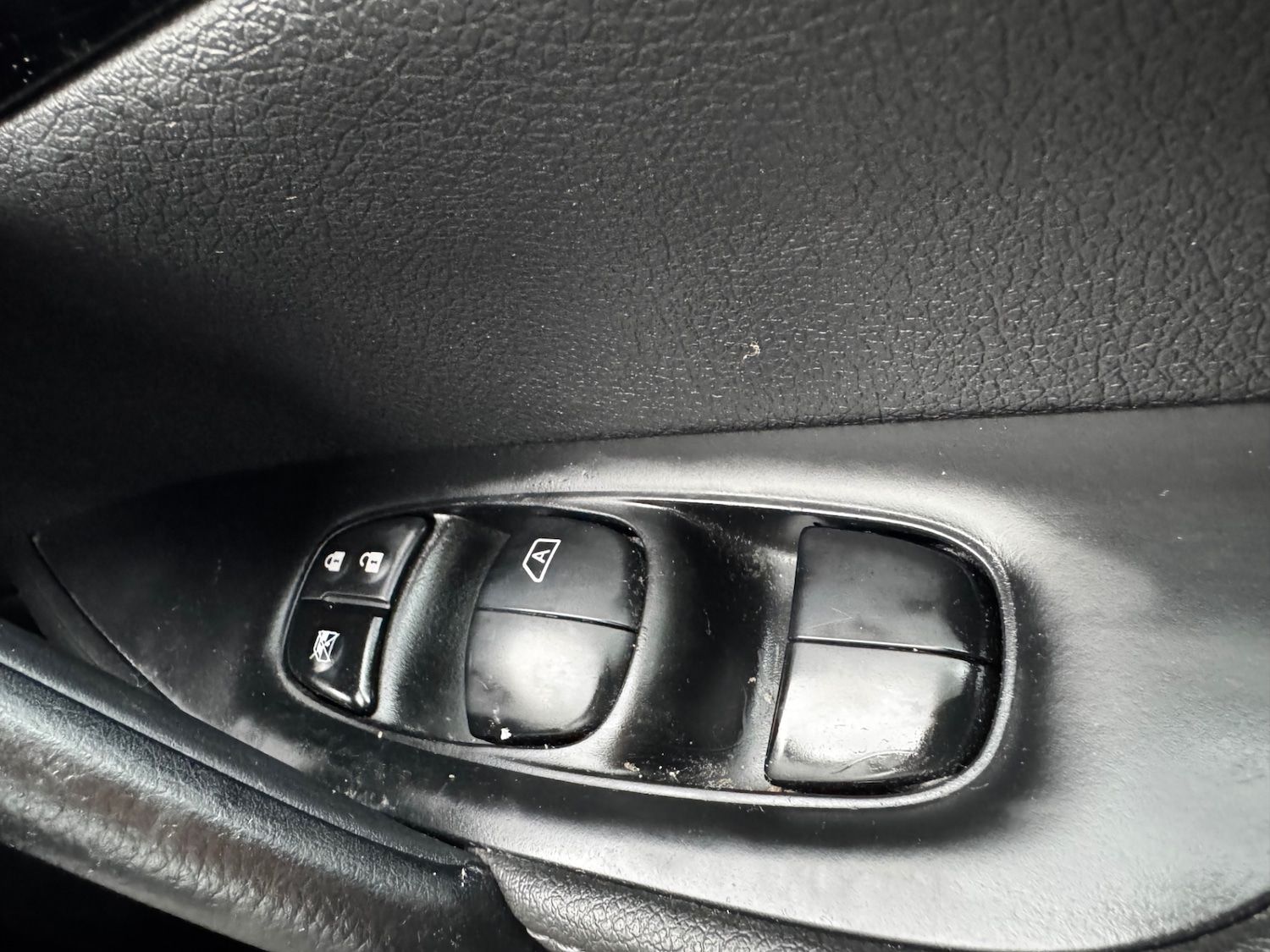 Used Nissan Qashqai 2015 for sale - 77106759: Photo 36