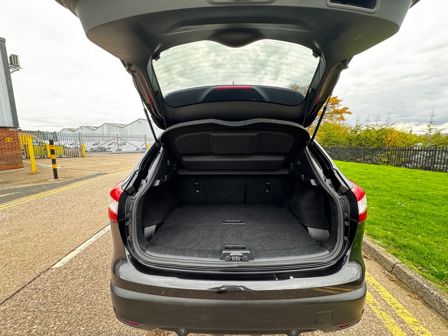 Used Nissan Qashqai 2015 for sale - 77106759: Photo 38