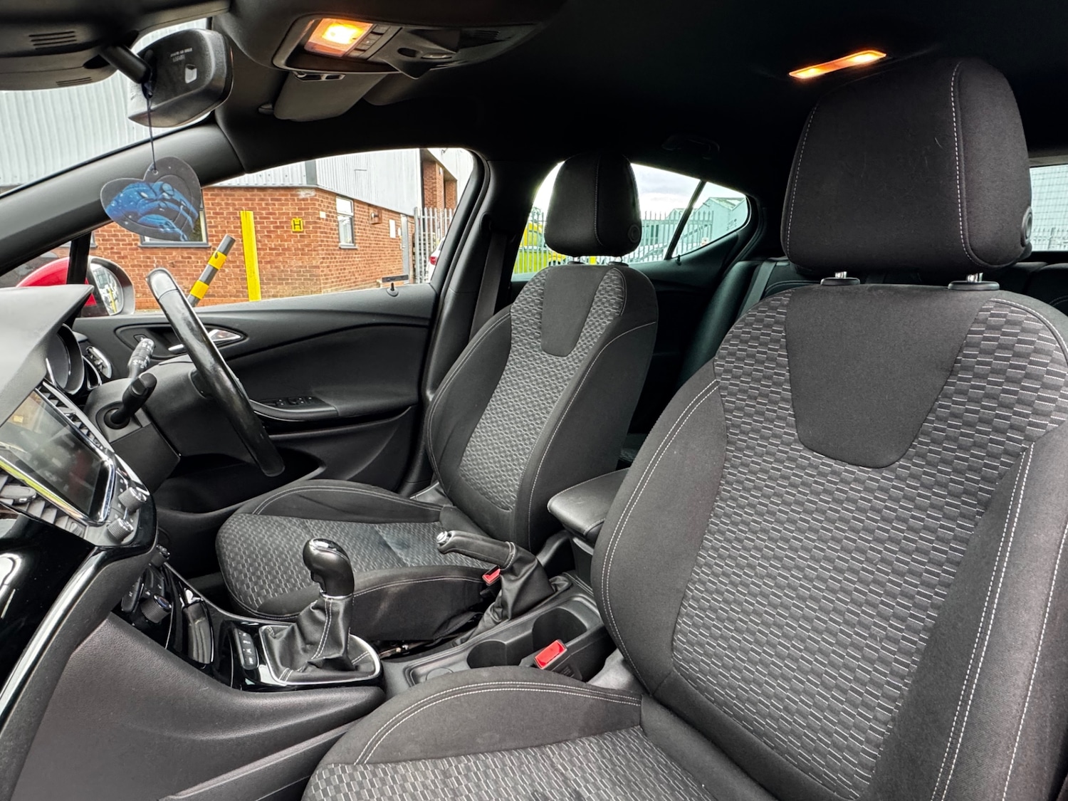 Used Vauxhall Astra 2018 for sale - 77180787: Photo 11