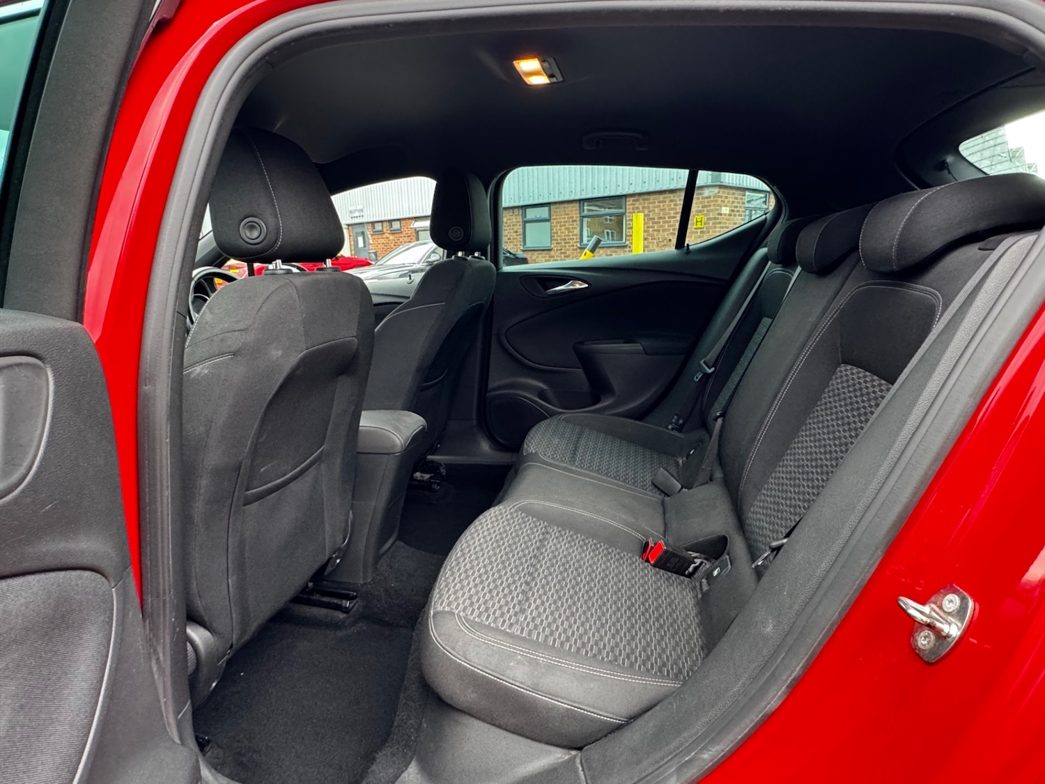 Used Vauxhall Astra 2018 for sale - 77180787: Photo 12