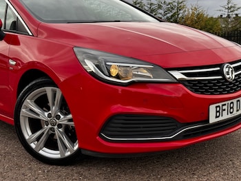 2018 (18) - 1.4T 16V 150 SRi Vx-line Nav 5dr