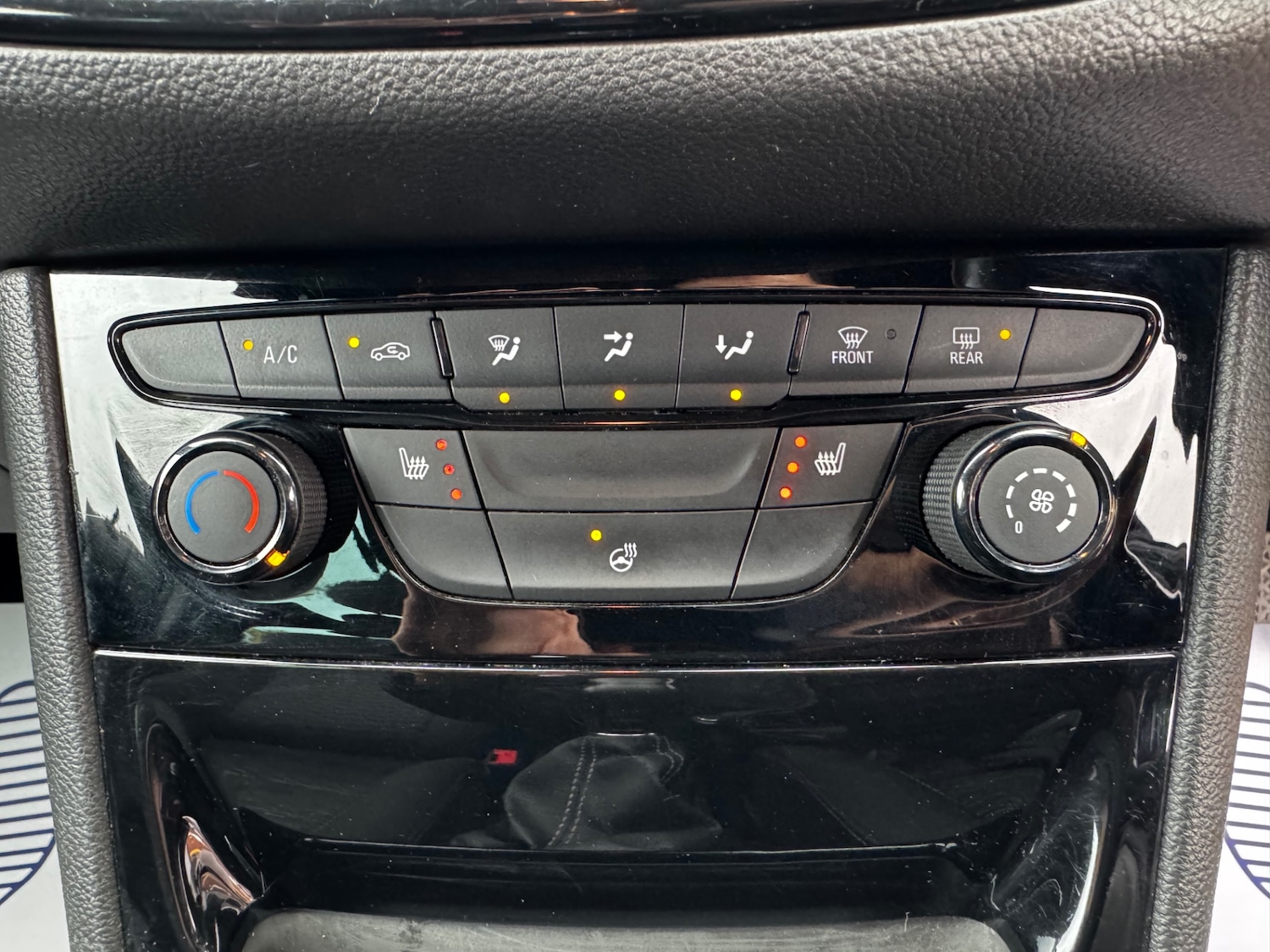 Used Vauxhall Astra 2018 for sale - 77180787: Photo 20