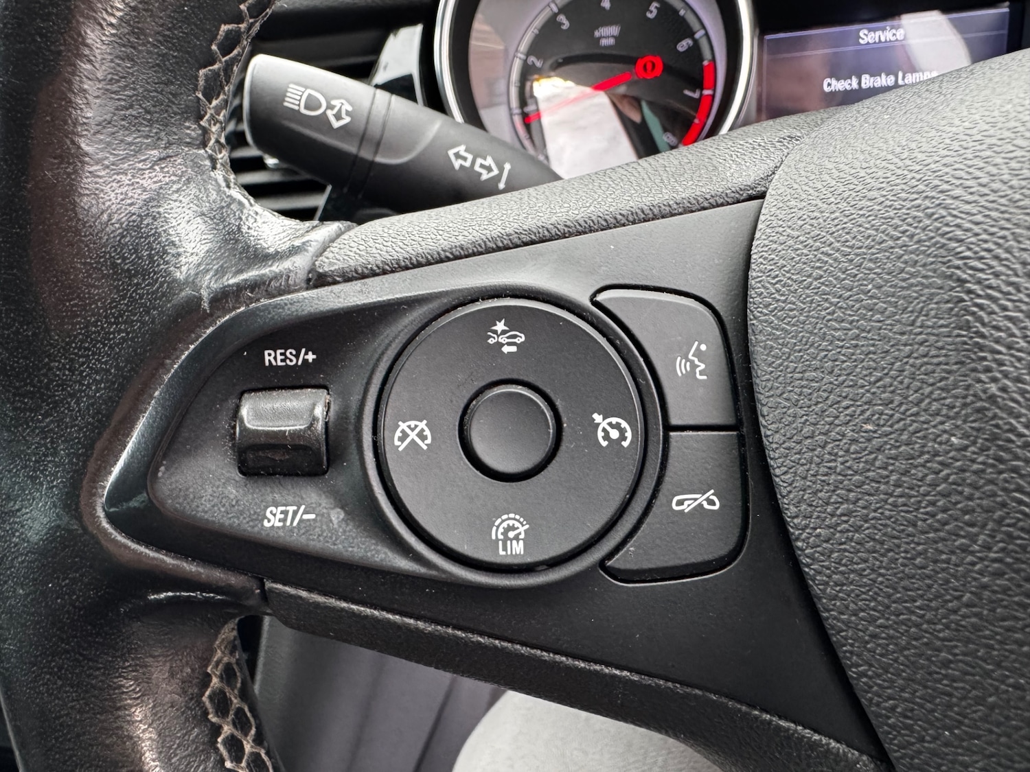 Used Vauxhall Astra 2018 for sale - 77180787: Photo 23