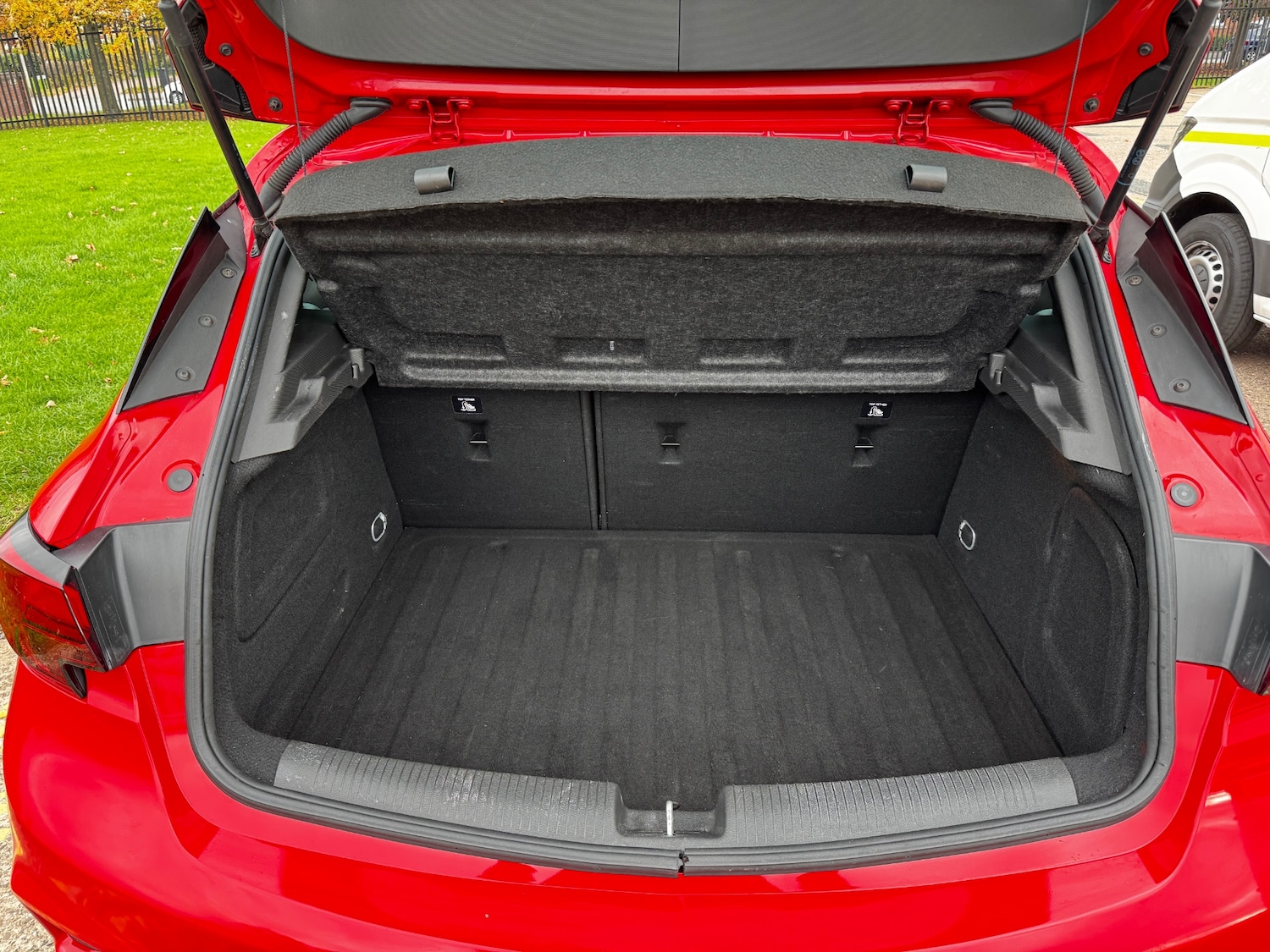 Used Vauxhall Astra 2018 for sale - 77180787: Photo 9