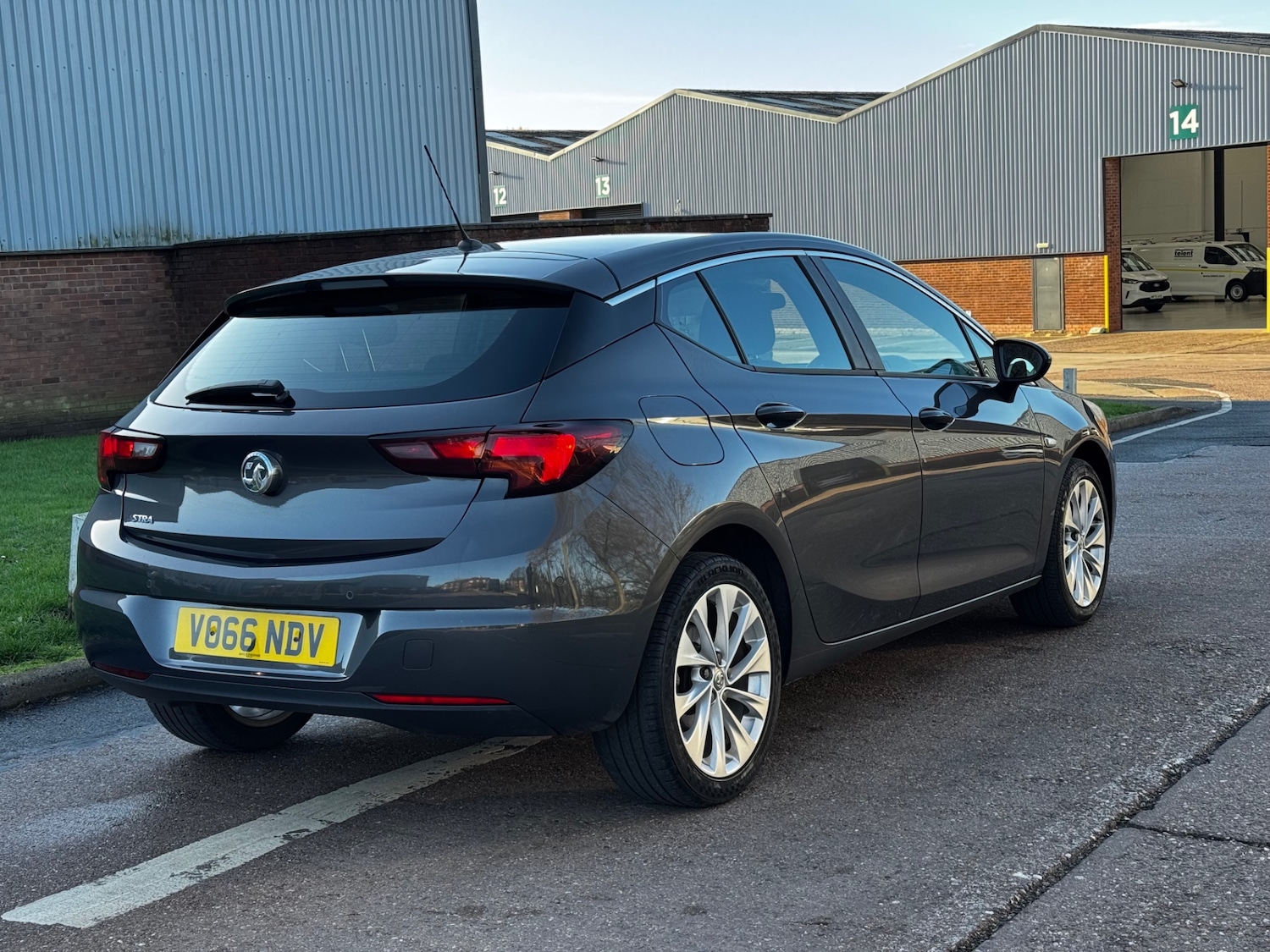 Used Vauxhall Astra 2016 for sale - 77289397: Photo 5