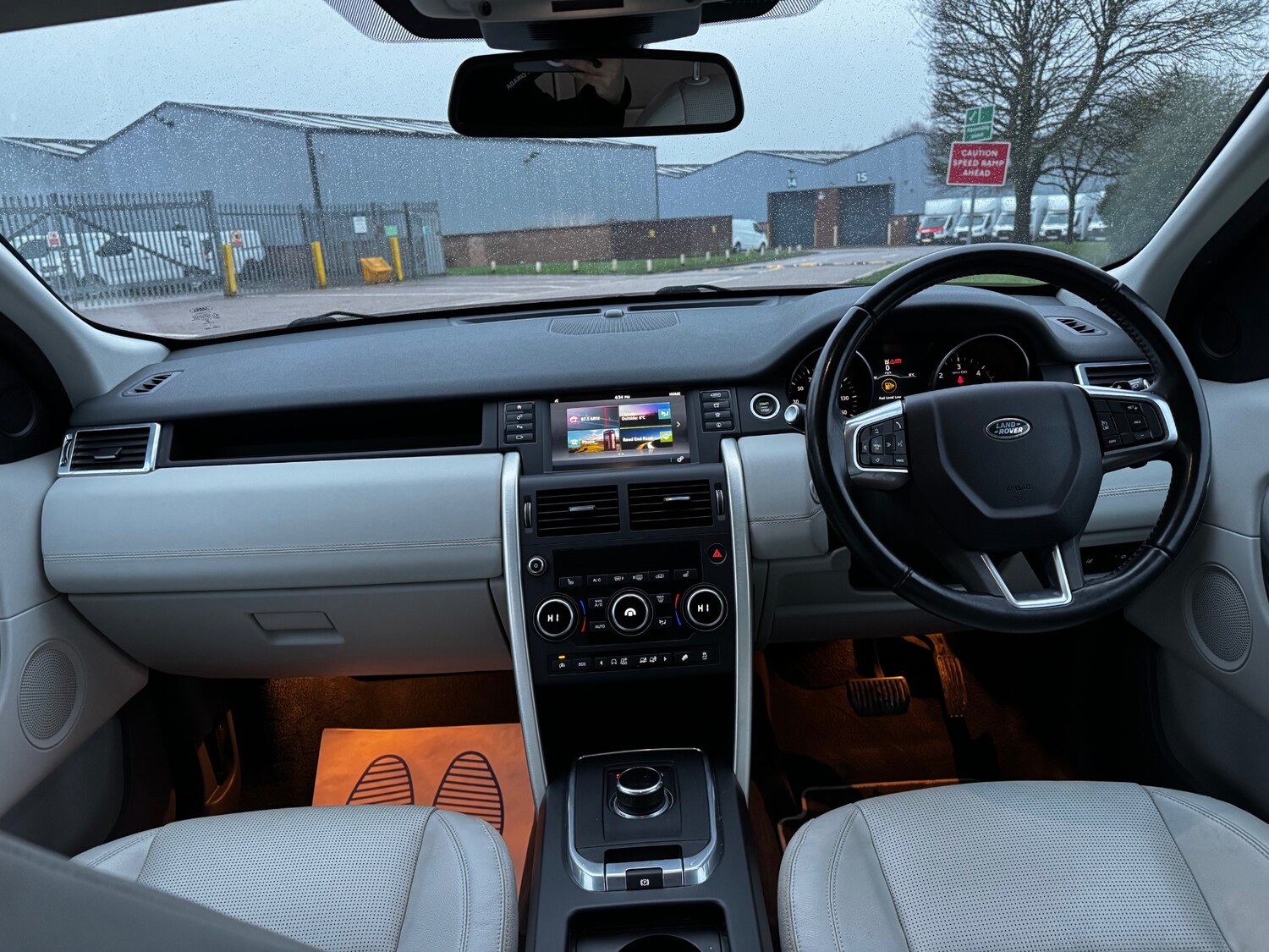 Used Land Rover Discovery Sport 2016 for sale - 77819982: Photo 15