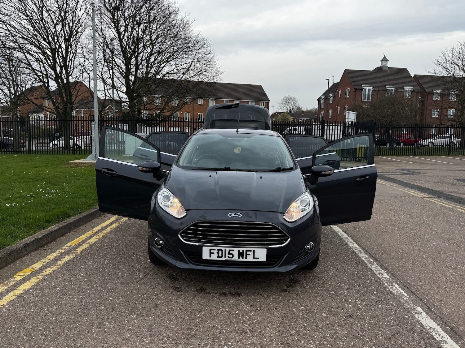 Used Ford Fiesta 2015 for sale - 77991897: Photo 11