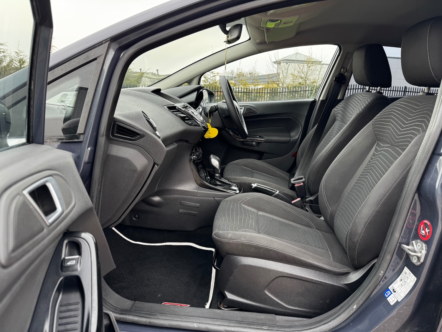 Used Ford Fiesta 2015 for sale - 77991897: Photo 13